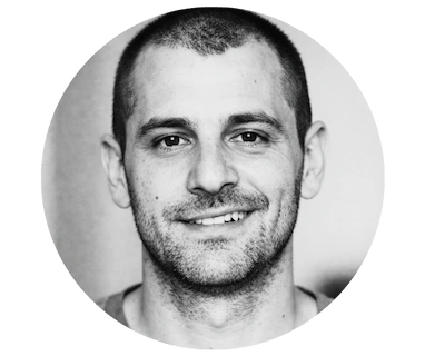 Steven, service facturation Voyancecats